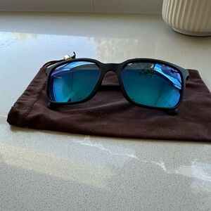 Maui Jim Wild Coast Sunglasses with Blue Hawaii Glass Lenses